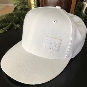 Nike Lebron White hat size 7.5